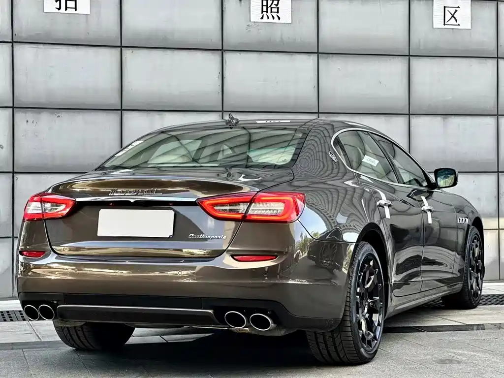 Quattroporte 3.0 T Standard