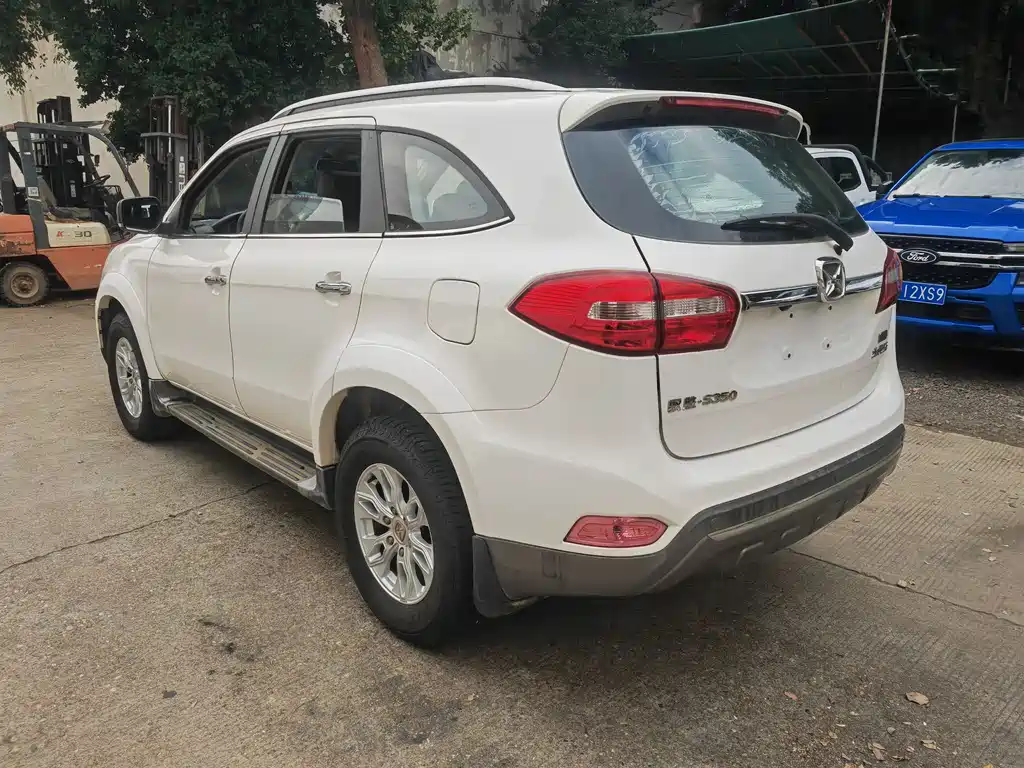 Yusheng S350 2.4 T Auto 4 WD Diesel Super Luxury 5-seat