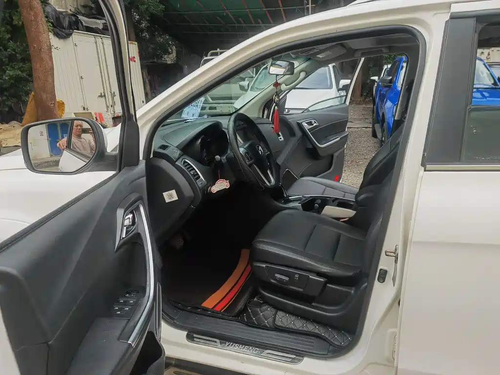 Yusheng S350 2.4 T Auto 4 WD Diesel Super Luxury 5-seat
