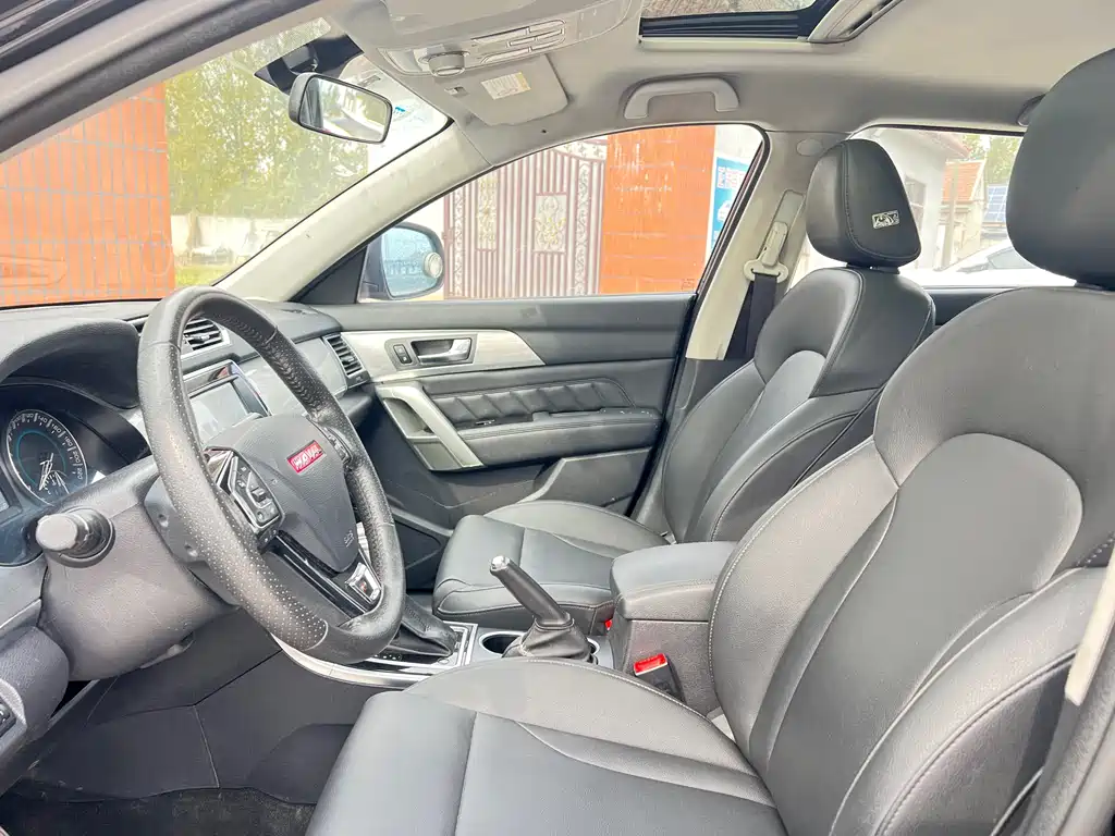 Haval H2 Red Label 1.5 T Auto 2 WD Distinguished