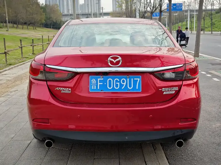 Mazda Atenza 2.0 L Blue Sky Fashion