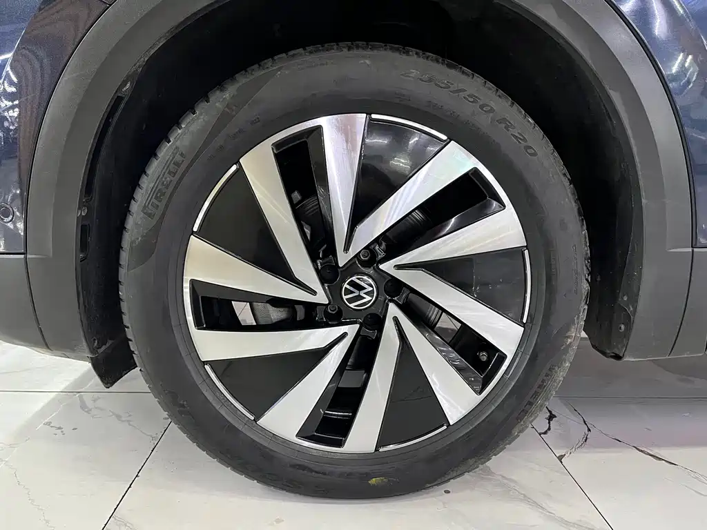 Talagon 380 TSI 4 WD Luxury Premium Realm Pro
