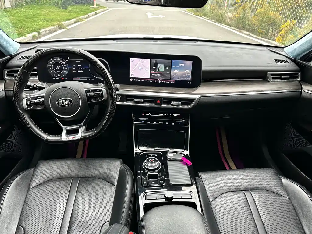Kia K5 380 T GT-Line Distinguished Tech