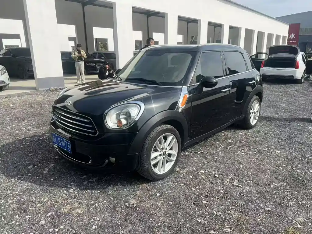 MINI COUNTRYMAN 1.6 L ONE