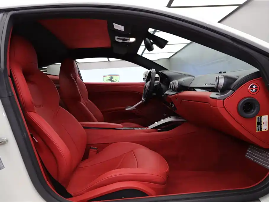 F12 berlinetta 6.3 L Standard