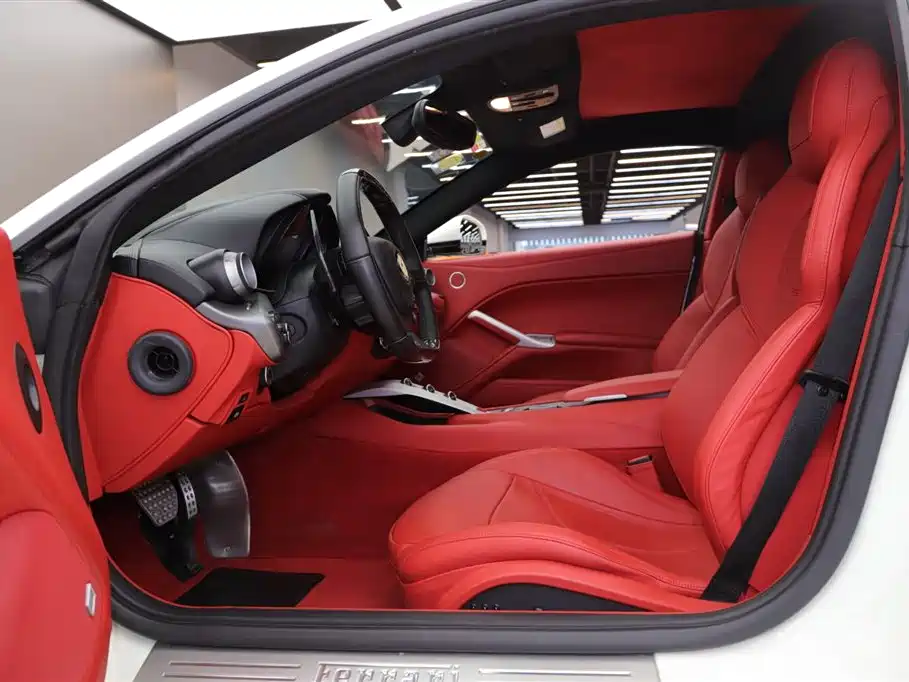 F12 berlinetta 6.3 L Standard