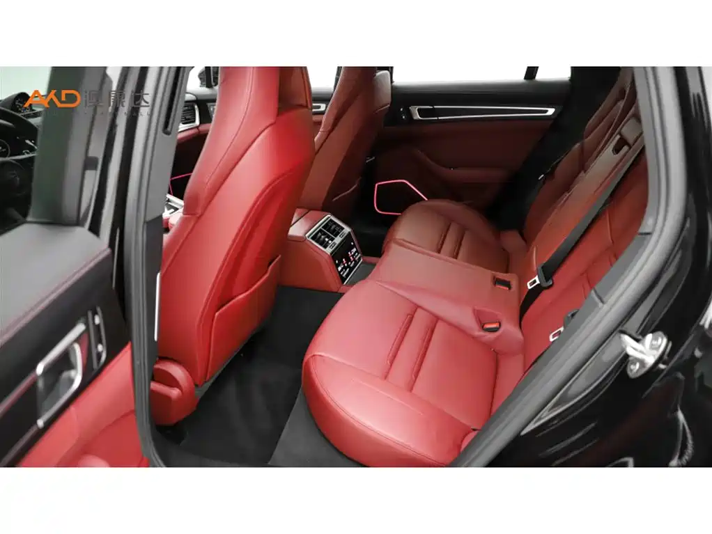 Panamera NEV Facelift Panamera 4 E-Hybrid Platinum 2.9 T