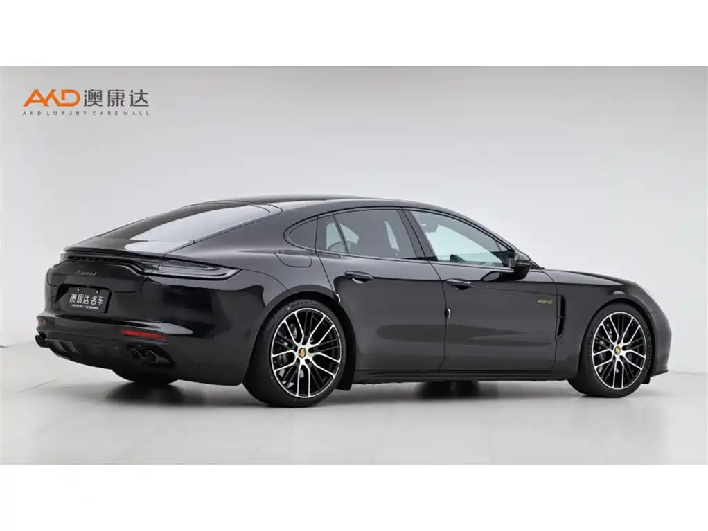 Panamera NEV Facelift Panamera 4 E-Hybrid Platinum 2.9 T