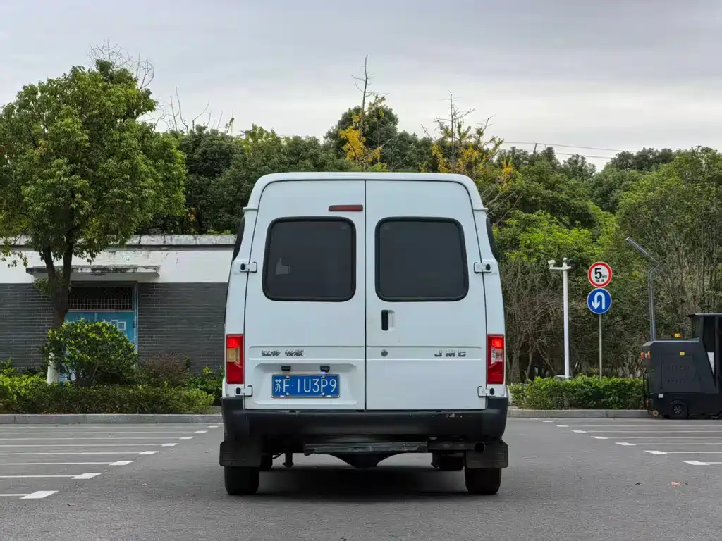 Transit Custom 2.8 T Commercial SWB Mid Roof 6-seat CN-VI JX493
