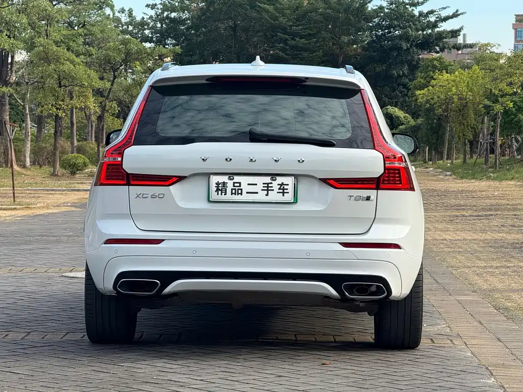 Volvo XC60 PHEV 沃尔沃XC60插电式混动 2020款 T8 E驱混动 智远运动版