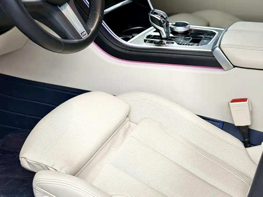 BMW 8 Series 840 i 4-door Coupe M Sport Package