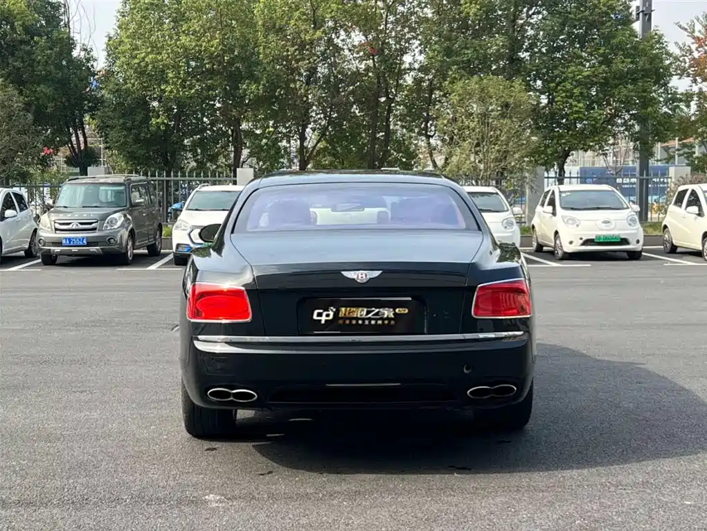 Flying Spur 4.0 T V8 Standard