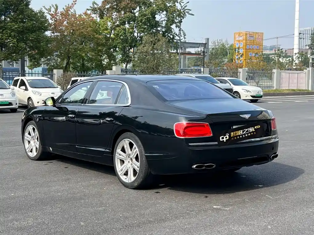 Flying Spur 4.0 T V8 Standard