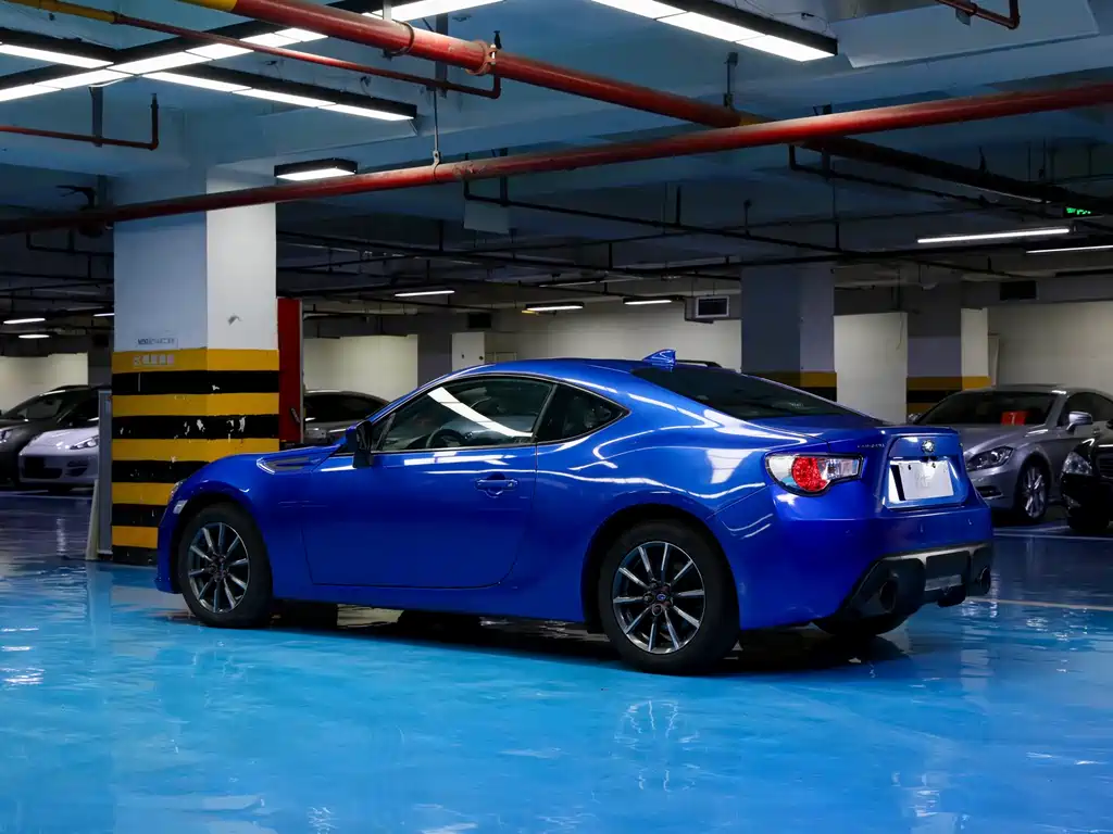 Subaru BRZ 斯巴鲁BRZ 2015款 2.0 i 手动版
