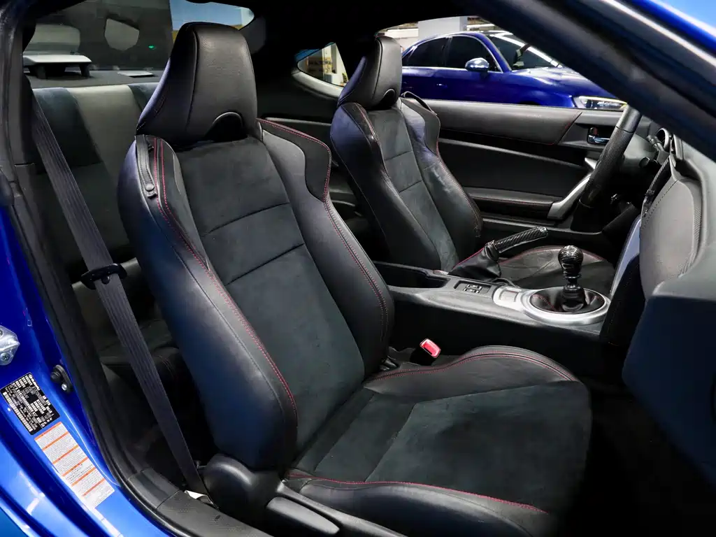 Subaru BRZ 斯巴鲁BRZ 2015款 2.0 i 手动版
