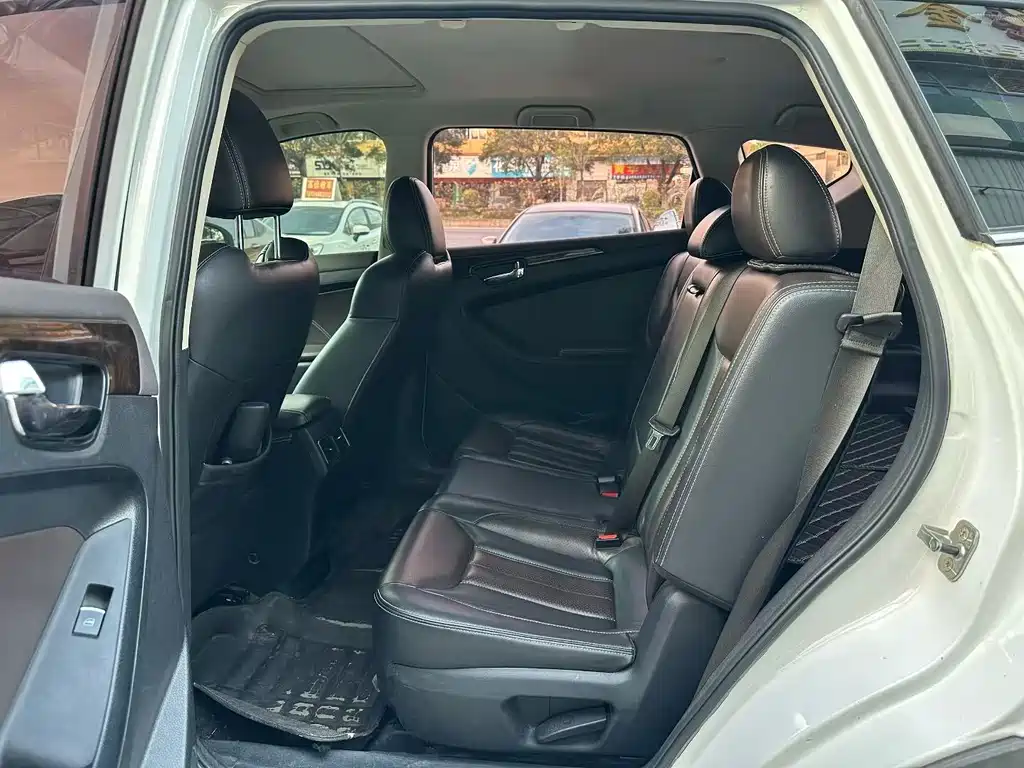 Fengguang 580 1.5 T CVT Comfort