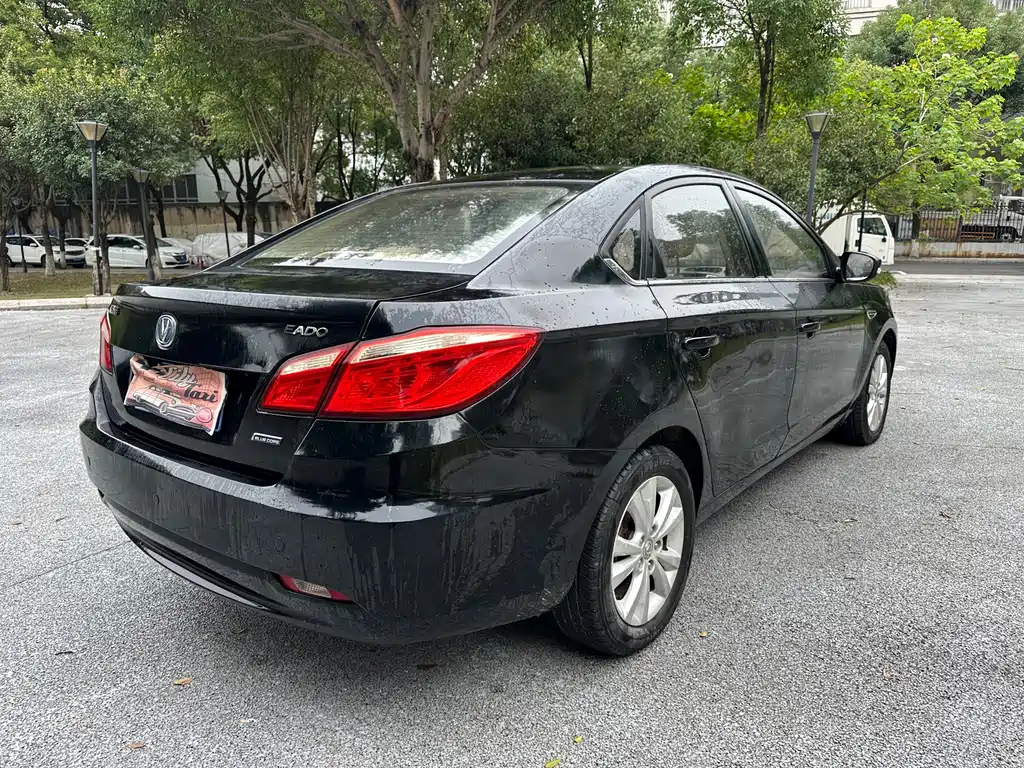 Eado 1.6 L Manual Luxury