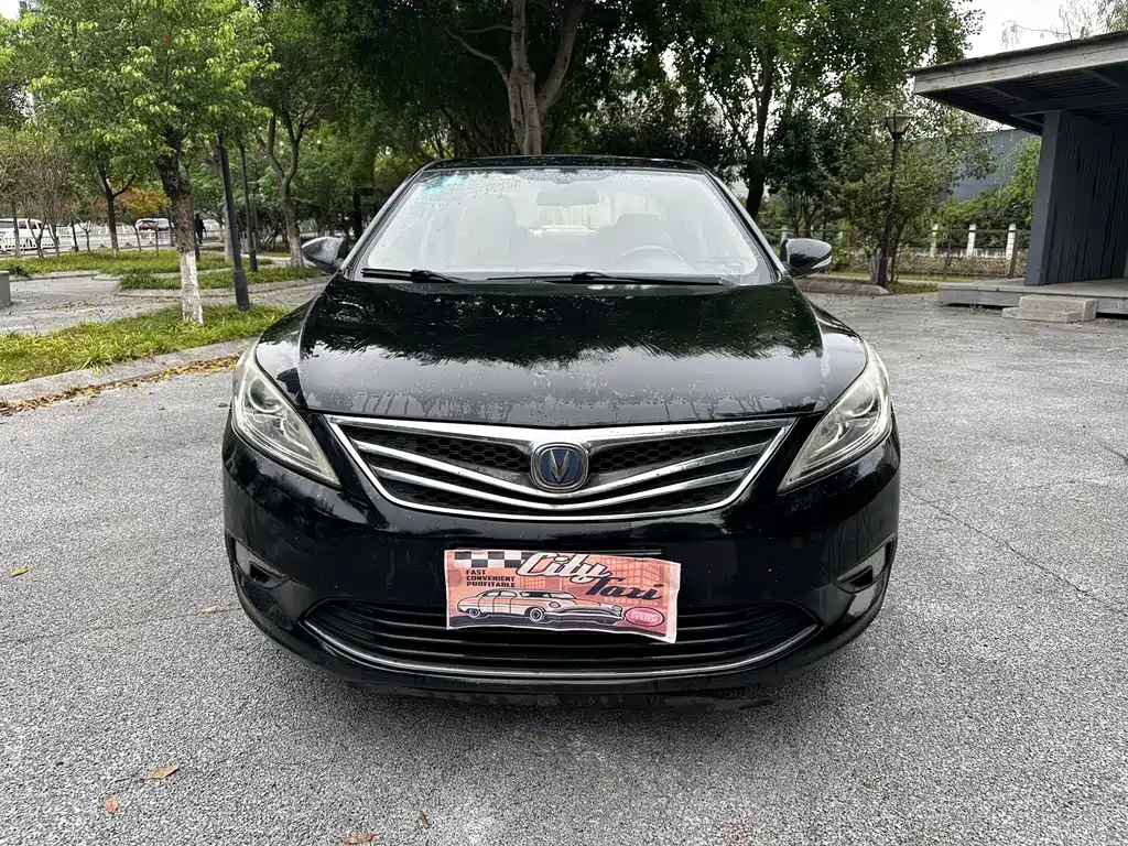 Eado 1.6 L Manual Luxury