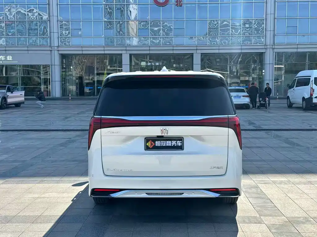 Century 2.0 T 6-seat Heritage