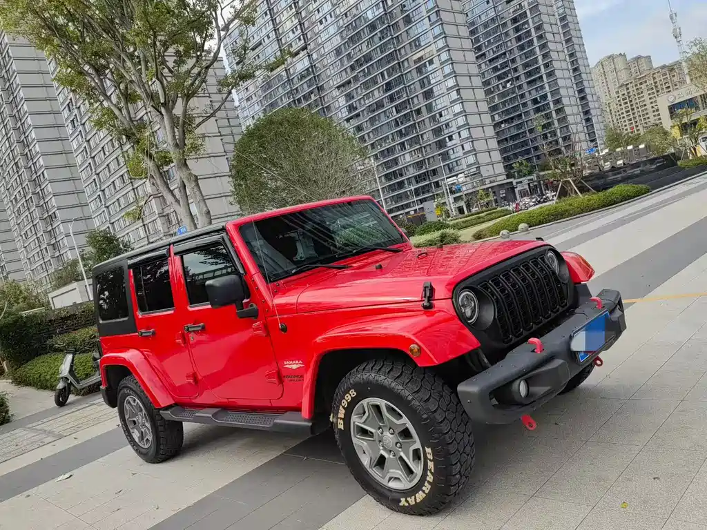 Wrangler 3.0 L Sahara 75 Anniversary Tribute