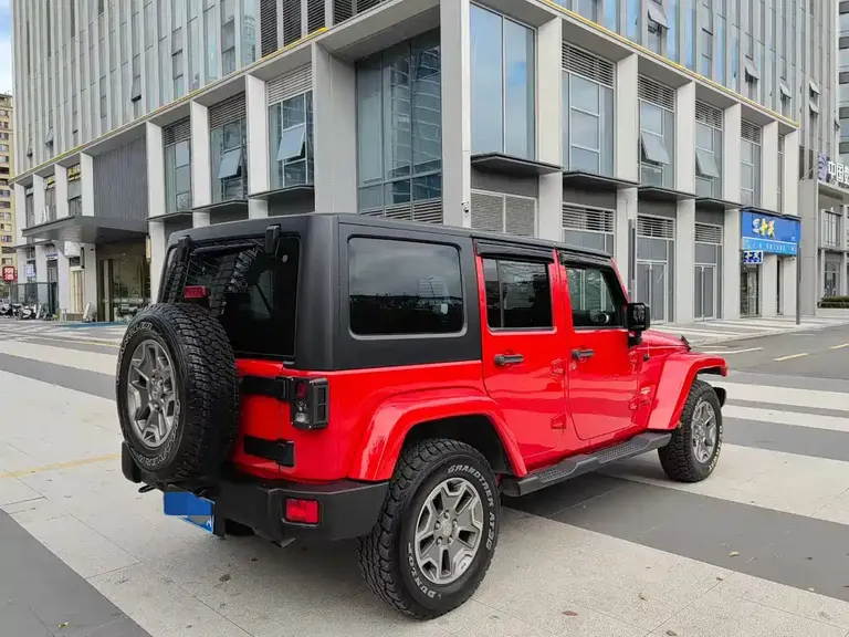 Jeep Wrangler 3.0 L Sahara 75 Anniversary Tribute
