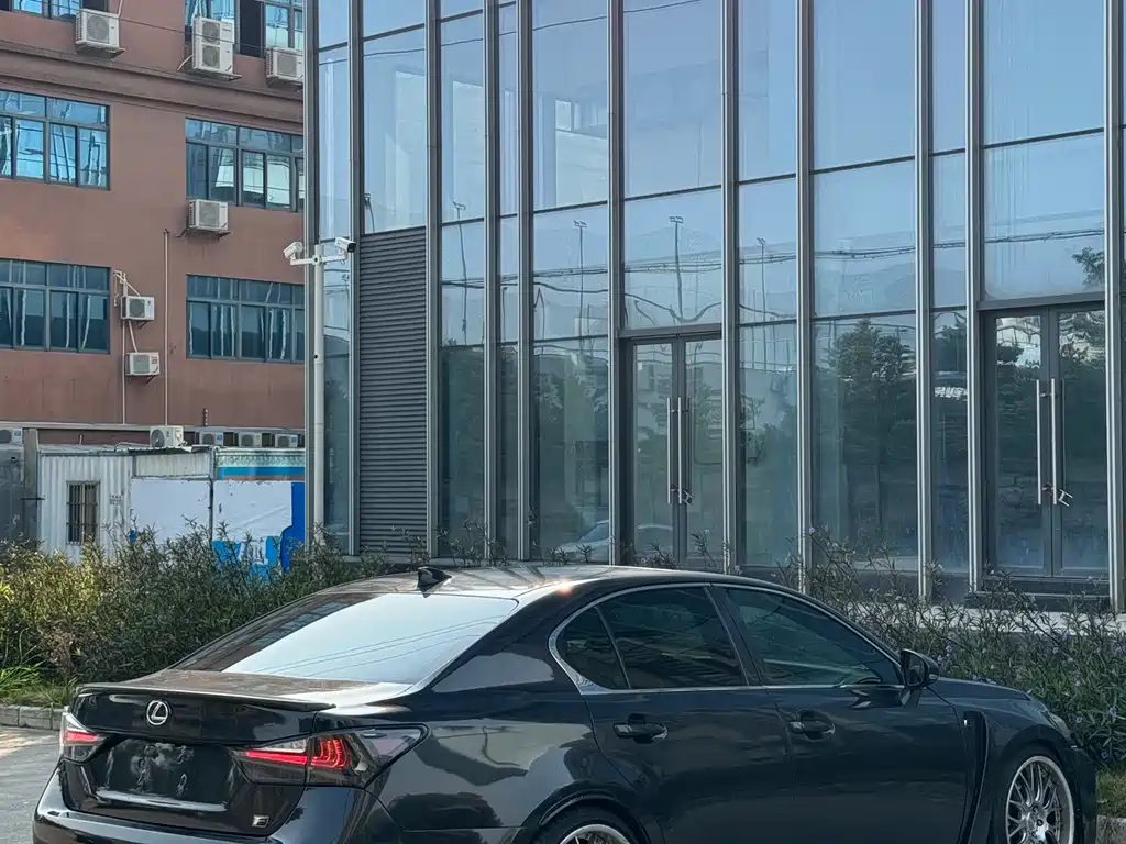 Lexus GS 200 t F SPORT