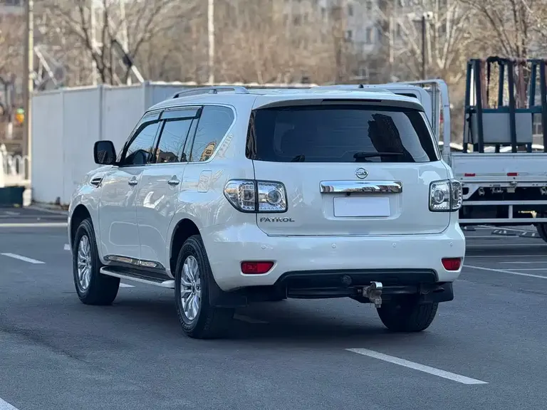 Nissan Patrol 4.0 L Leading Elite