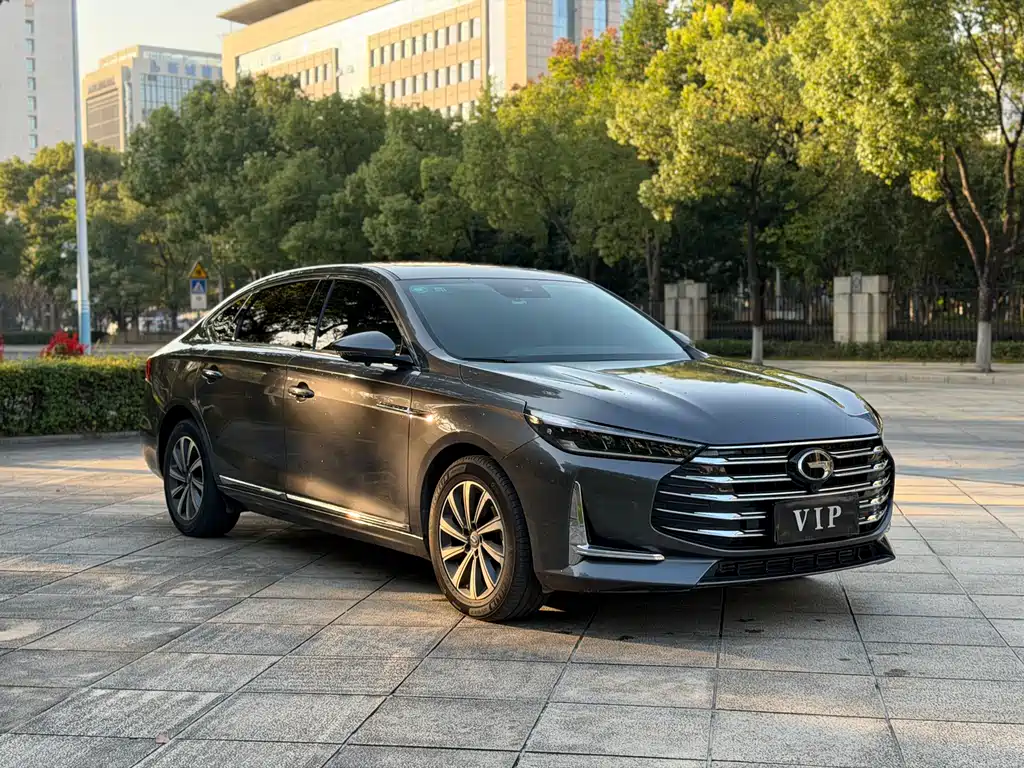 GAC Trumpchi GA8 390 T Distinguished