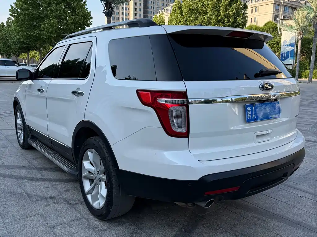 Explorer (Import) 3.5 L Premium
