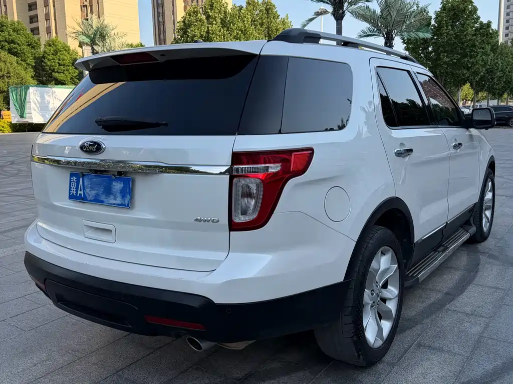 Explorer (Import) 3.5 L Premium