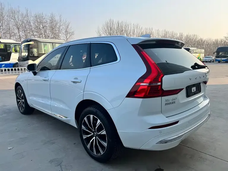 Volvo XC60 B5 4 WD Smart Vision Luxury