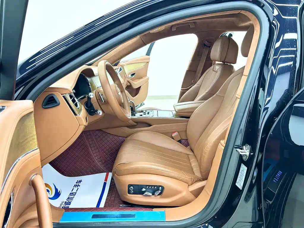 Flying Spur 4.0 T V8 Standard