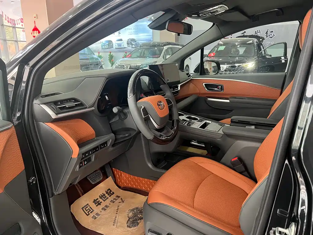 Granvia 2.5 L Hybrid Comfort