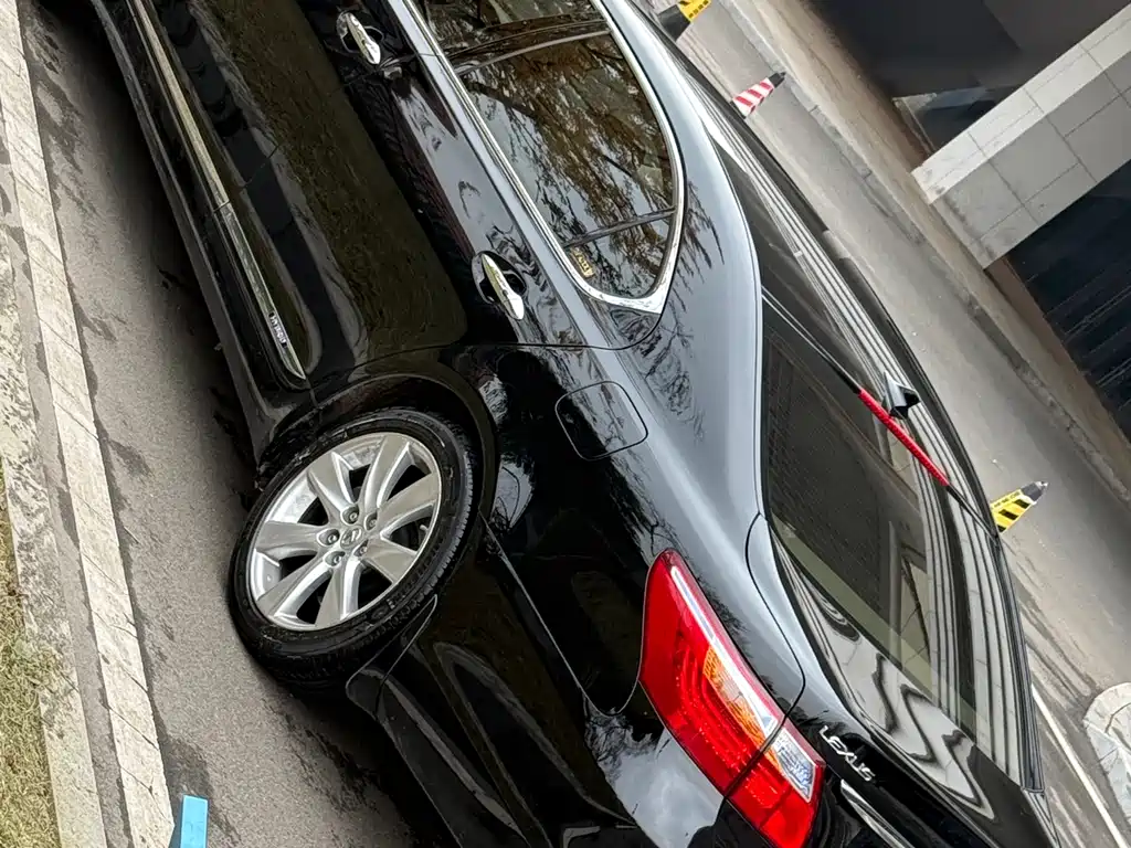 Lexus LS 600 hL