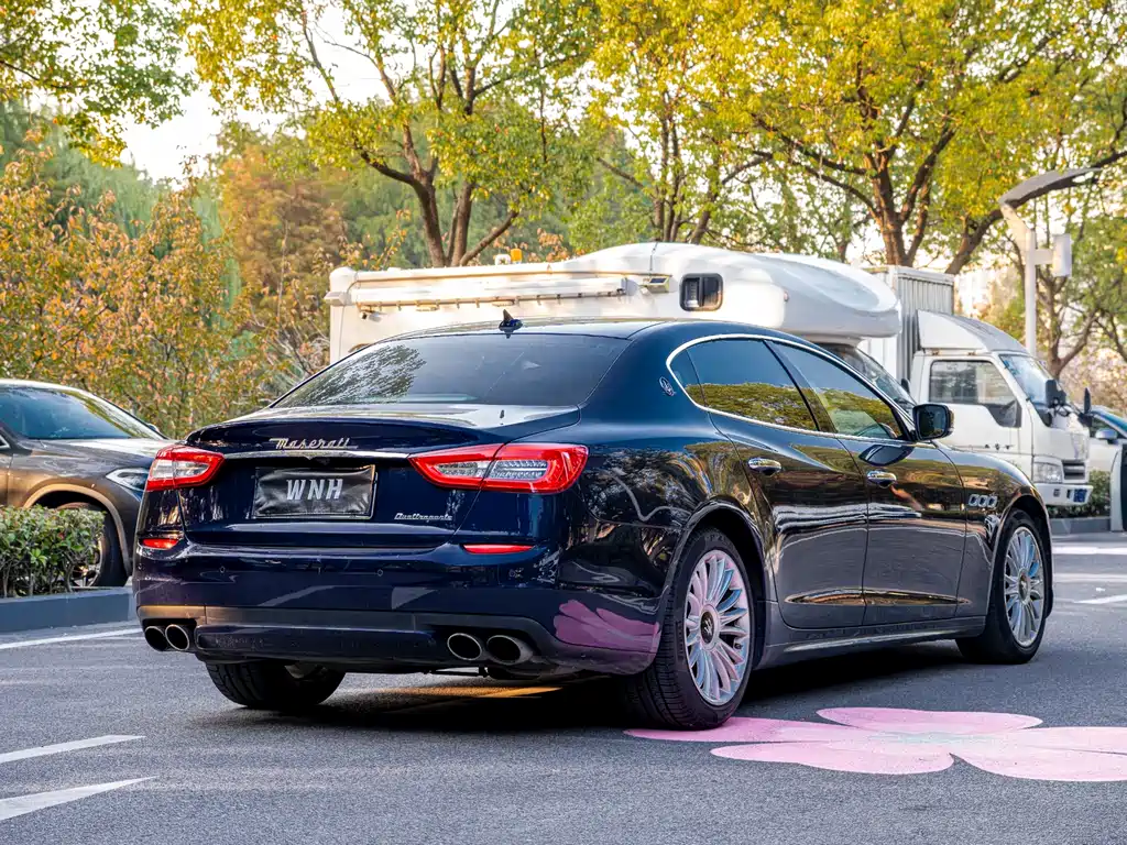 Quattroporte 3.0 T Standard
