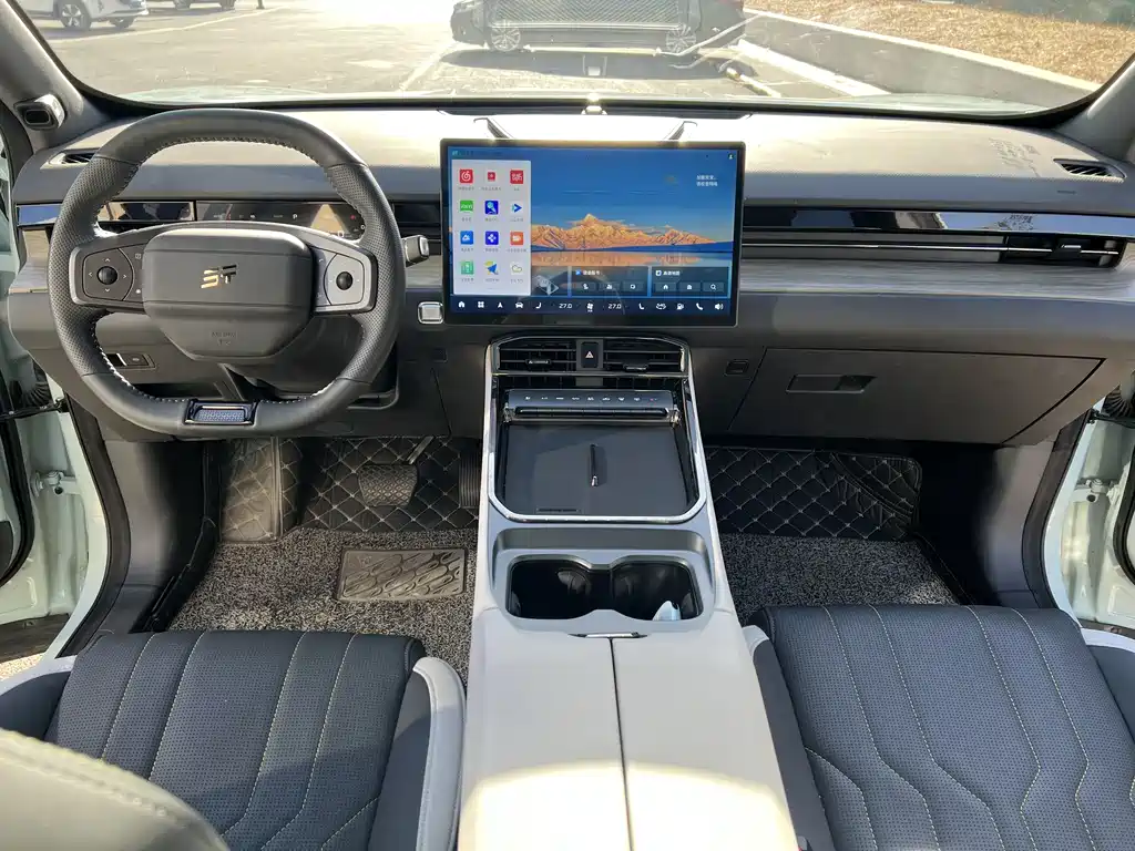 Jetour Shanhai L6 1.5 TD DHT ULTRA