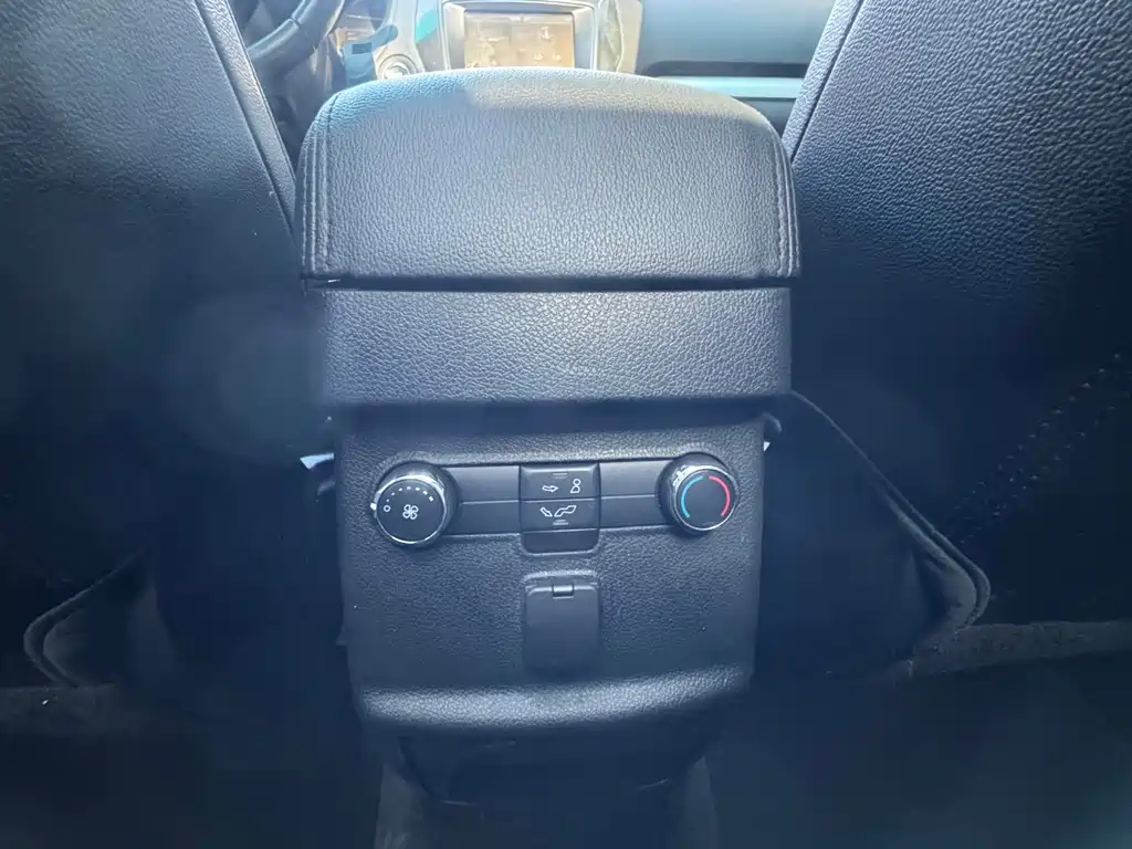 Explorer (Import) 2.3 T Style