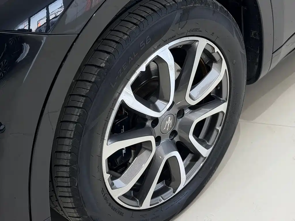 Levante 3.0 T Standard