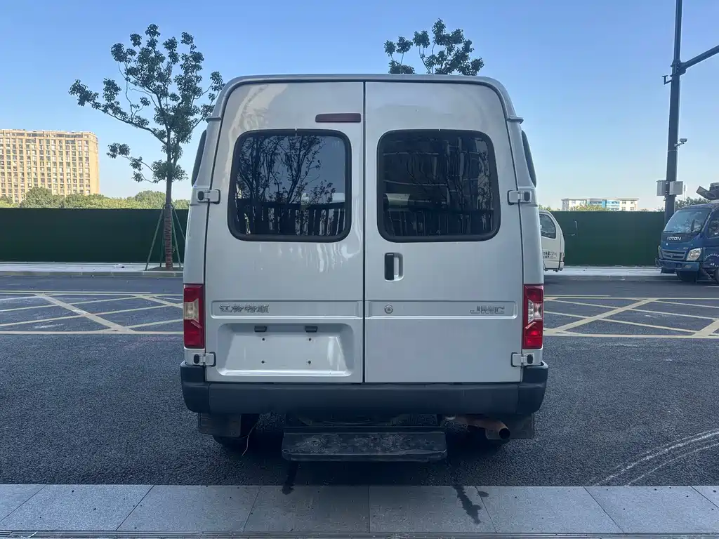 Transit Custom 2.8 T Space King Taurus SWB Mid High Roof 6-seat Diesel CN-VI JX493