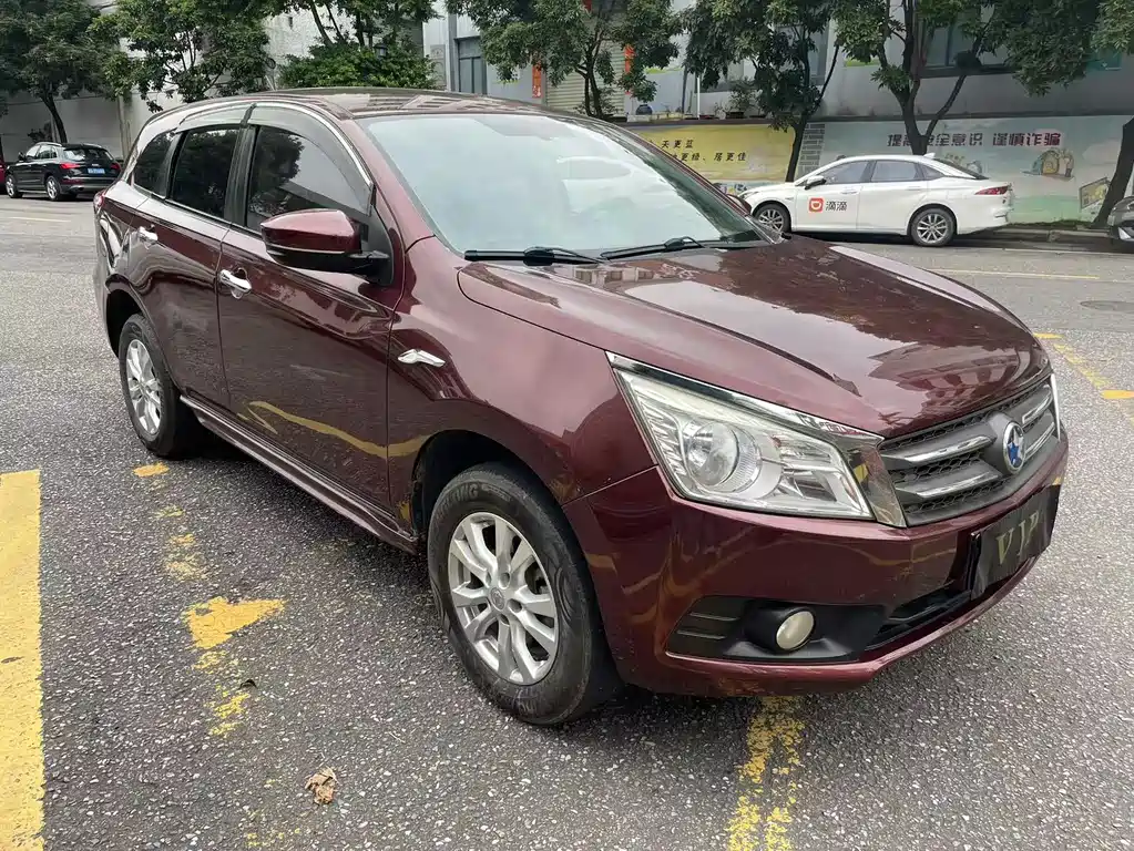 Venucia T70 1.6 L Manual Wise Travel
