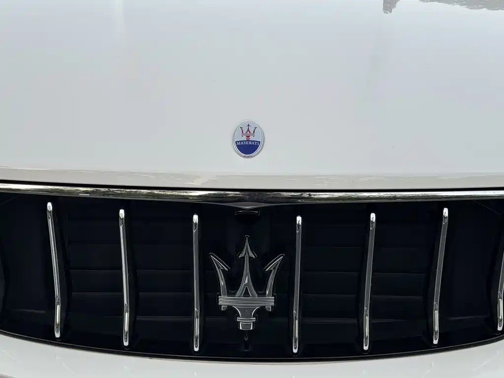 Levante 3.0 T Classic