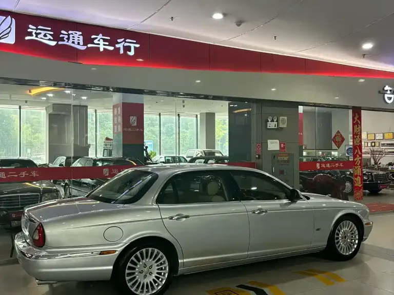 Jaguar XJ XJ6 L 3.0 Royal Extended