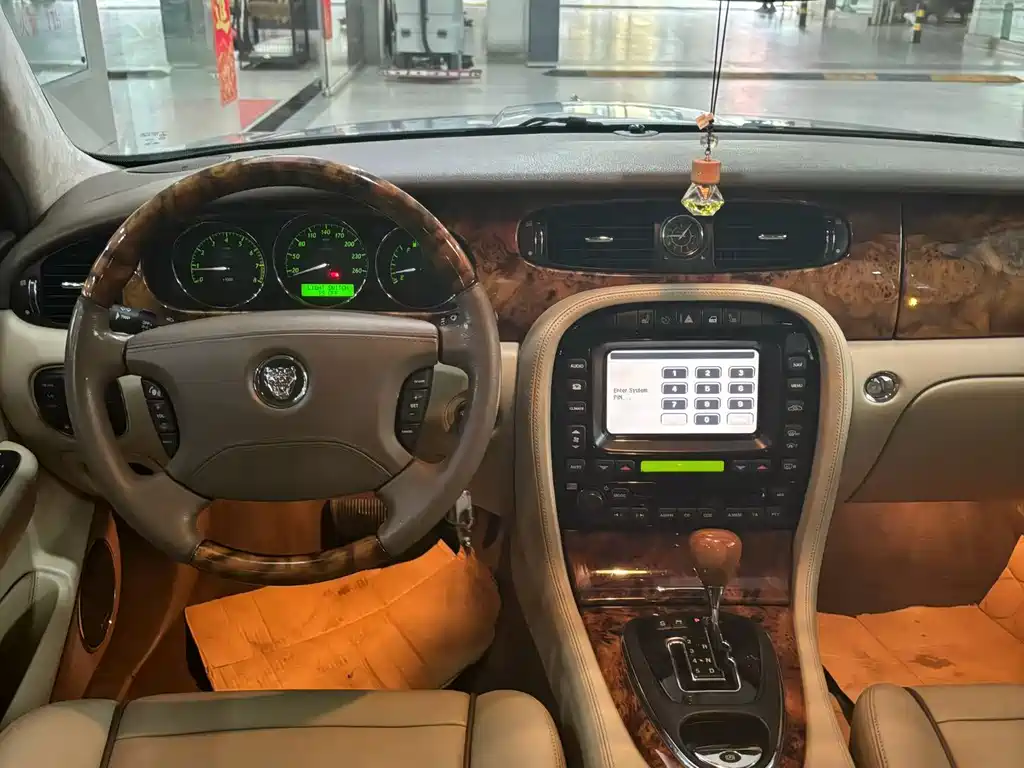Jaguar XJ XJ6 L 3.0 Royal Extended