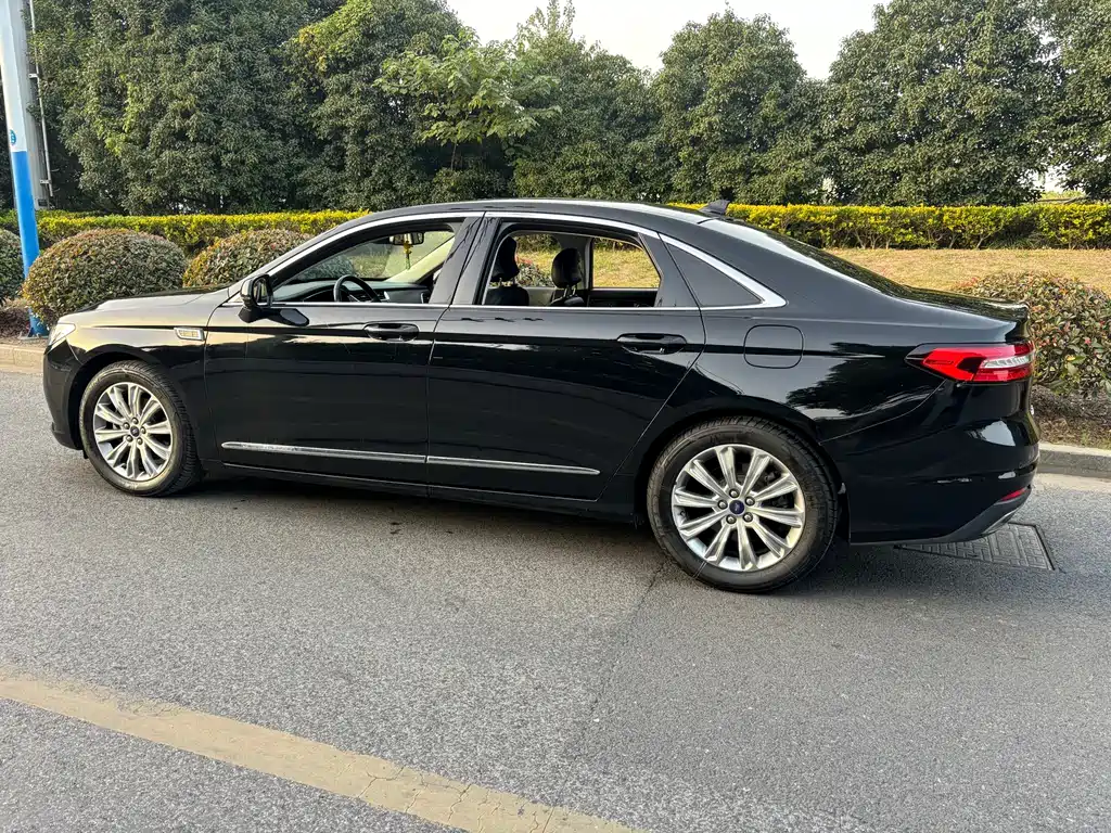 Taurus EcoBoost 245 Joy