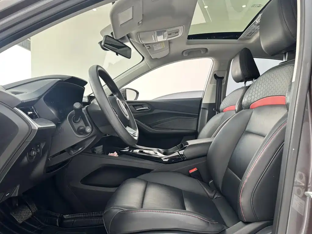 MG5 180 DVVT CVT Youth Luxury