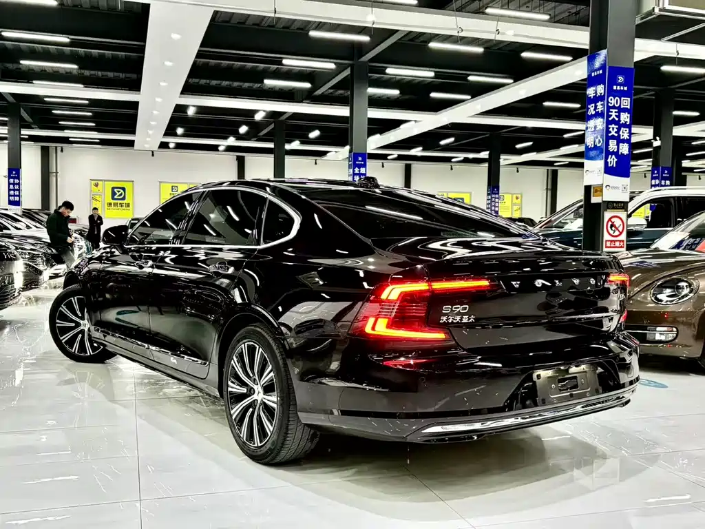 Volvo S90 B5 Smart Ease Luxury
