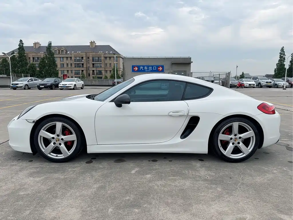 Cayman Cayman 2.7 L