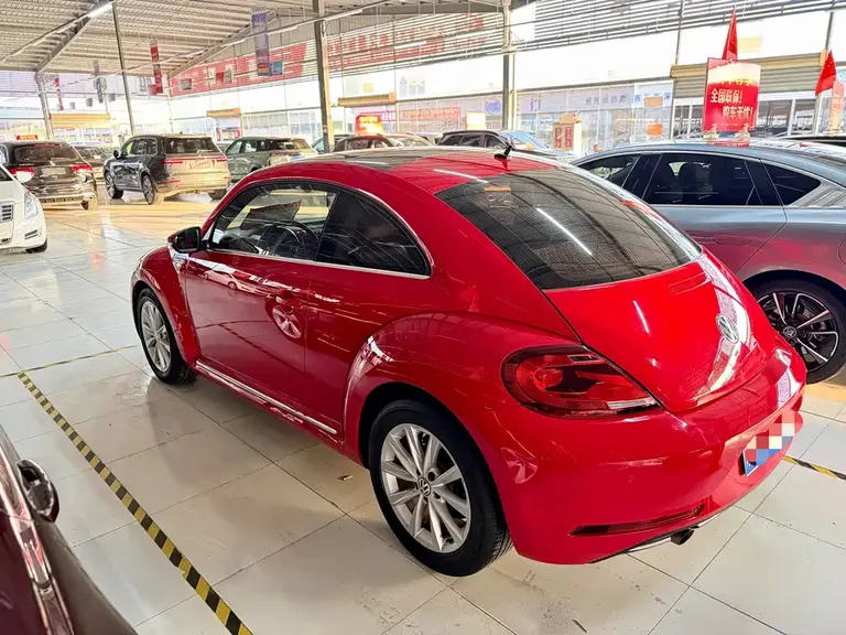 Volkswagen Beetle 180 TSI Style Joy
