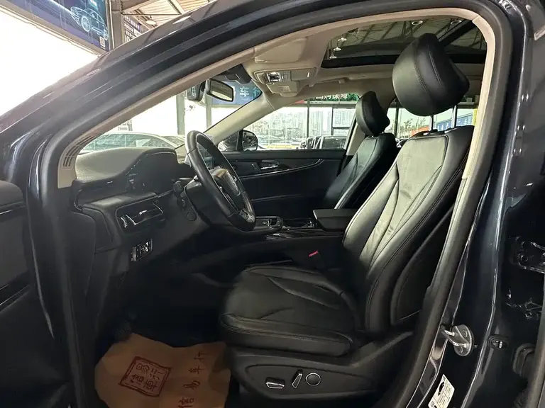Lincoln Nautilus 2.0 T 4 WD Graceful