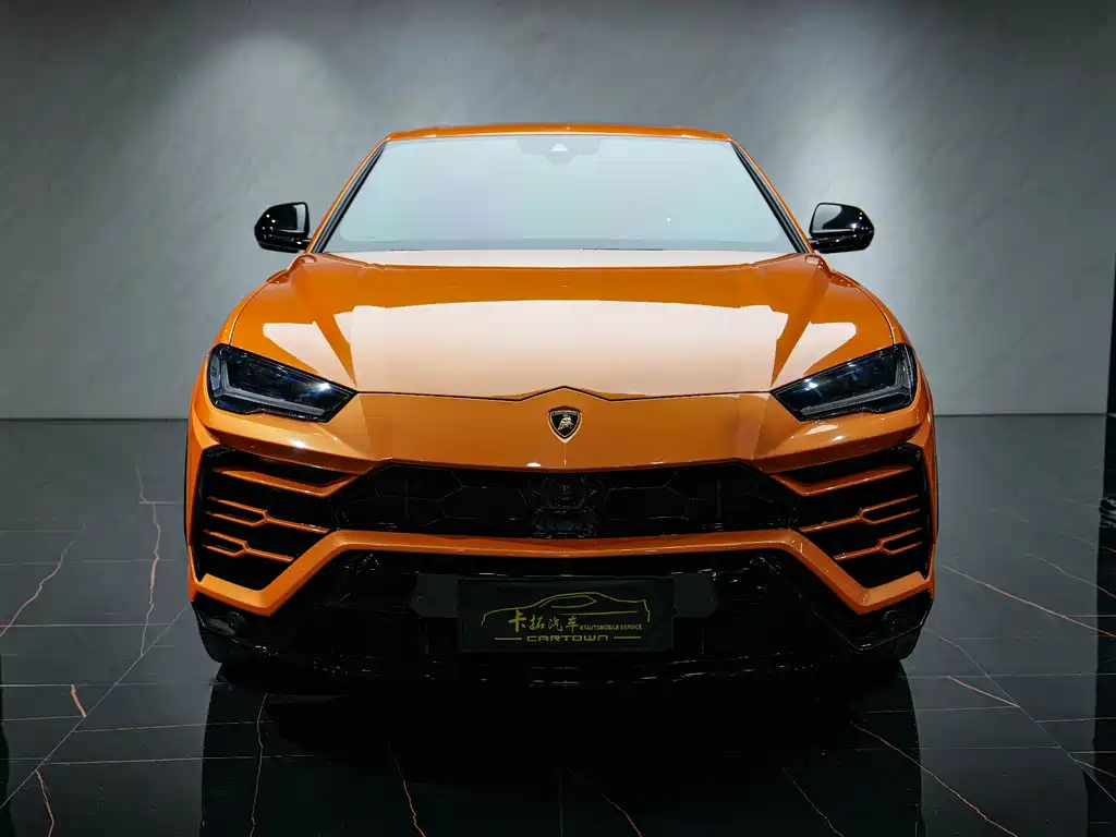 Urus 4.0 T V8